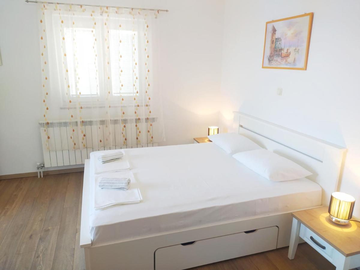 Apartments Antonio Senj  Exterior foto