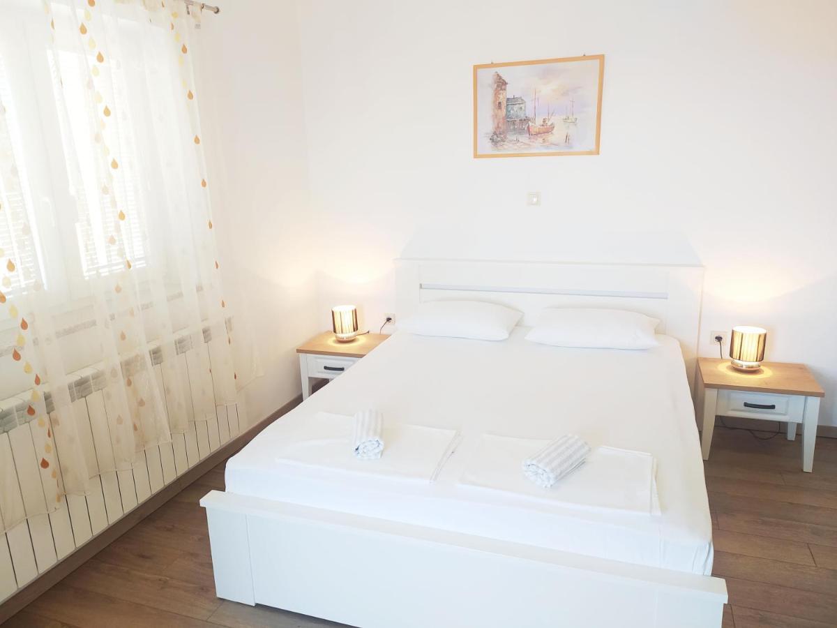 Apartments Antonio Senj  Exterior foto